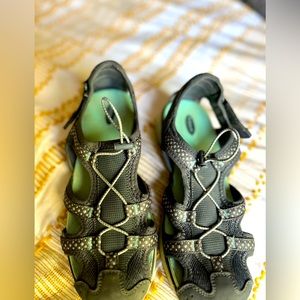 Dr Scholl's water/hiking sandals